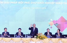 政府总理阮春福：政府将为青年创新创业创造最好的条件