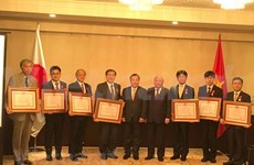 日本国立医疗研究中心荣获越南一级劳动勋章