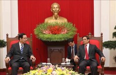 越共中央组织部部长范明正会见日本共产党中央委员会主席
