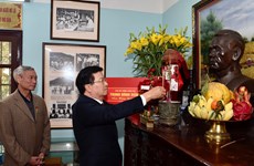 越南政府副总理郑廷勇在永福省开展走访慰问活动