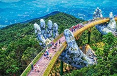  岘港金桥——岘港市旅游业的亮点