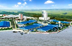 安江省为对工业区和经济区投资的投资者铺设红地毯