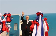 越共中央总书记、国家主席阮富仲抵达老挝首都万象 开始对老挝进行正式友好访问