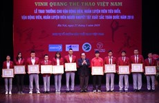 越南体育日：越南各优秀运动员获表彰