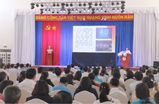 平阳省召开专题会议讨论CPTPP和第四次工业革命对工人和工会带来的影响