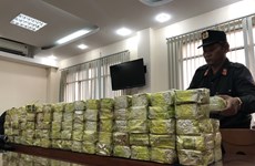 毒品犯罪调查警察局紧急逮捕跨国贩卖运输毒品团伙头目