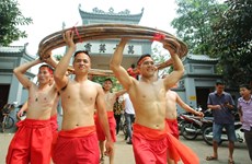 越南坐地拔河荣获UNESCO颁发的非物质文化遗产证书