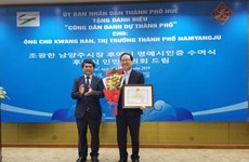 顺化市向韩国公民授予“荣誉公民”称号