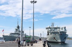加拿大皇家海军抵达金兰港 开始对越南进行访问
