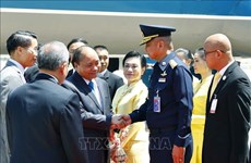 越南政府总理阮春福抵达曼谷 开始出席第34届东盟峰会系列活动