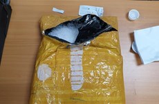 越南西宁省木牌口岸海关破获一起跨境毒品案  缴获毒品7千克