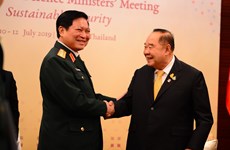 越南国防部部长吴春历高度评价泰国在东盟防务合作中的作用
