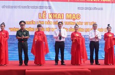 “黄沙、长沙归属越南——历史证据和法律依据”地图资料展在平顺省举行