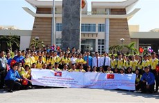 2019年越柬青年新闻工作者、青年与大学生交流会在西宁省开幕