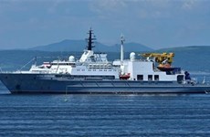 俄罗斯海军救援船访问金兰国际航空港