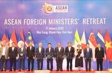 东盟外交部长非正式会议在越南庆和省召开