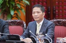 越南工贸部部长陈俊英：在任何情况下都应确保生活必需品市场供应充足价格平稳