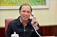 越南外交部副部长阮国勇同澳大利亚外交部代理副部长通电话