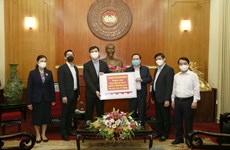 越南卫生部接收凯德集团赠予的新冠病毒检测设备