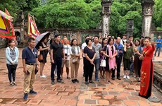 全国各省市备战夏季旅游旺季 支持越南人游越南活动