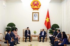 越南政府总理阮春福会见三星集团副总裁李在镕