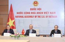 进一步加强越南与哈萨克斯坦议会合作