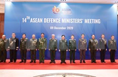 东盟防长会议通过《关于加强防务合作，致力提高东盟团结凝聚力与积极主动适应能力的联合声明》