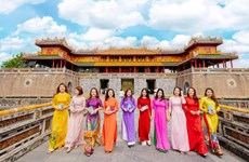 2020年顺化奥黛节：推崇越南传统奥黛价值