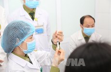 越南研制新冠疫苗Nano Covax二期试验：首批志愿者已完成接种