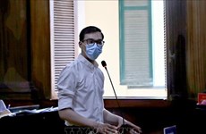 越南男空乘因违反隔离规定和传播新冠病毒被判处缓刑两年