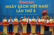 第八次越南图书日活动开幕：传播书香文化   