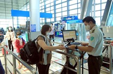 新冠肺炎疫情：越南航空局要求通过扫描QR码进行健康申报