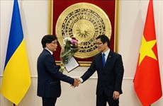 越乌友好协会秘书长阮文卿被任命为越南驻乌克兰敖德萨名誉领事