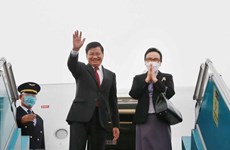 老挝人民革命党中央总书记、国家主席通伦·西苏里圆满结束对越南进行的正式友好访问
