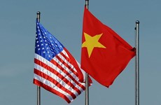 越南领导人致电祝贺美国建国245年