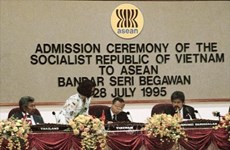 越南与东盟共同体并肩同行、共谋发展的26年