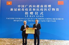 中国广西壮族自治区向越南捐赠80万剂新冠疫苗