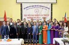 旅居摩拉瓦越南人社群为深化越捷友好关系作出贡献