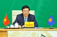 ​ 越南政府常务副总理范平明：东盟十分需要企业在适应新常态中的主动创新精神
