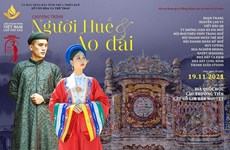 越南传统奥戴在第22届越南电影节亮相