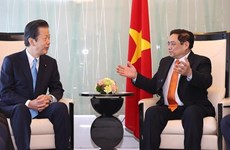 越南政府总理范明政会见日本共产党和公明党领导