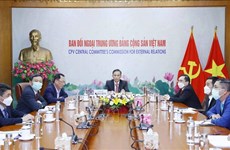 越中两党举行视频会议 通知越共十三届中全会和中共十九届六中全会的结果