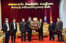 越南驻琅勃拉邦总领事馆祝贺老挝国庆46周年