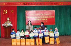 越南国家副主席武氏映春走访慰问莱州省边境地区民族同胞