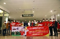 旅日越南侨胞欢迎两国恢复商业航班