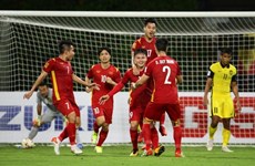 越南足球加强国际合作
