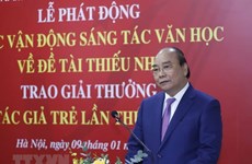 越南国家主席阮春福：文学要发挥激发青少年儿童分发图强精神的作用