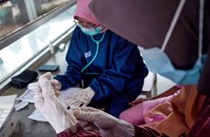 印尼单日新冠肺炎确诊病例数增长70%   