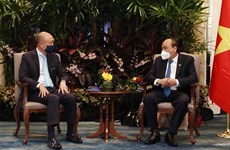越南国家主席阮春福会见新加坡金融、能源企业领导
