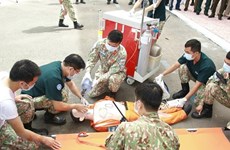 越南与印度二级野战医院加强专业经验交流
